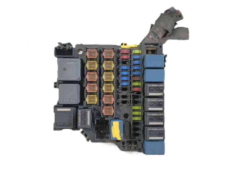 Recambio de caja reles / fusibles para ford transit courier b460 monospace 1.5 tdci referencia OEM IAM   