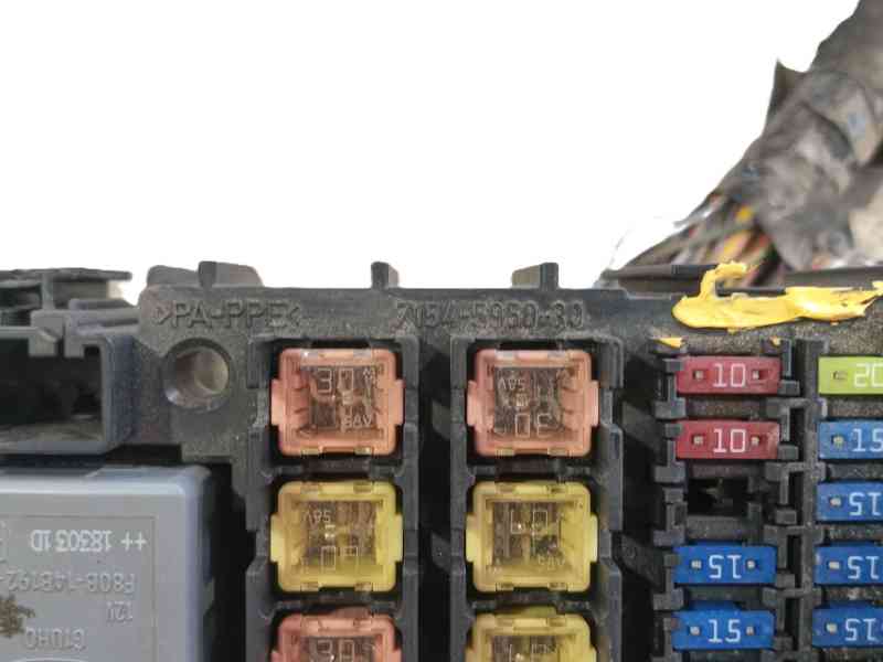 Recambio de caja reles / fusibles para ford transit courier b460 monospace 1.5 tdci referencia OEM IAM   