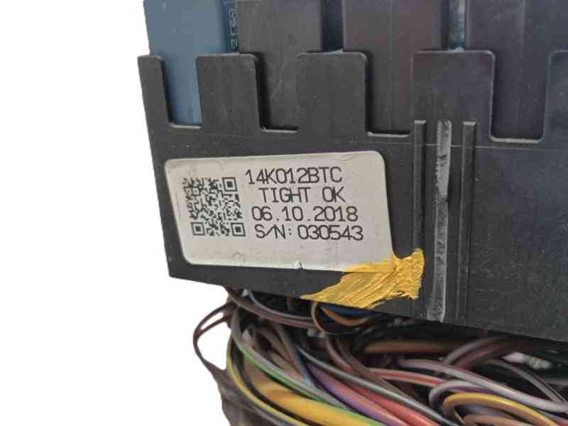 Recambio de caja reles / fusibles para ford transit courier b460 monospace 1.5 tdci referencia OEM IAM   