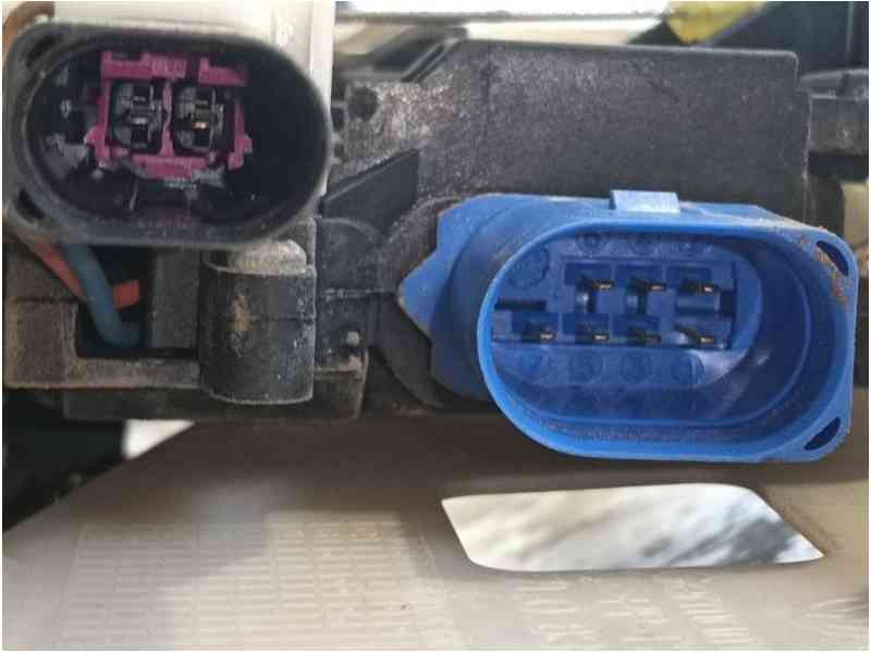Recambio de cerradura puerta trasera izquierda para volkswagen touareg (7la, 7l6, 7l7) 5.0 v10 tdi referencia OEM IAM 7L0839015F