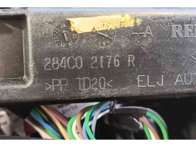 Recambio de caja reles / fusibles para dacia sandero iii 1.0 tce 90 referencia OEM IAM   