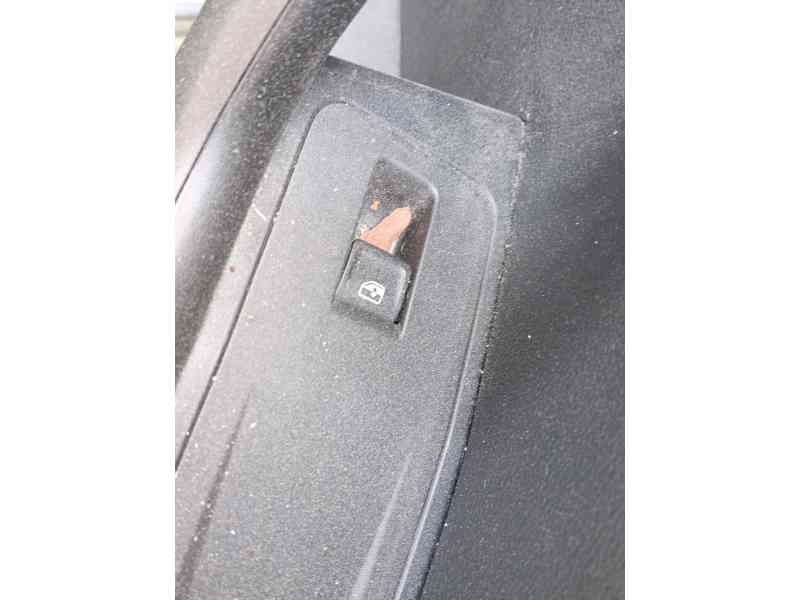 Recambio de mando elevalunas trasero derecho para volkswagen t-roc (a11, d11) 2.0 tdi scr referencia OEM IAM 5G0959855KWHS  