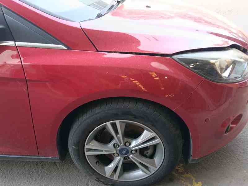 Recambio de aleta delantera derecha para ford focus iii 1.0 ecoboost referencia OEM IAM 2171302  