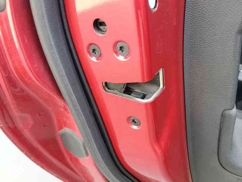 Recambio de cerradura puerta trasera izquierda para ford focus iii 1.0 ecoboost referencia OEM IAM 2099461  