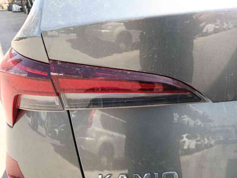 Recambio de piloto trasero izquierdo interior para skoda kamiq (nw4) 1.0 tsi referencia OEM IAM 658945307  