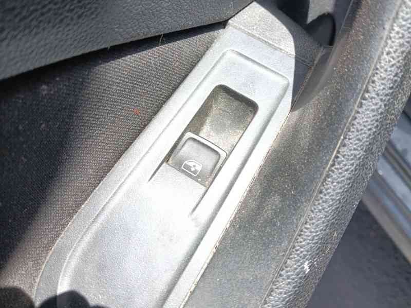 Recambio de mando elevalunas trasero izquierdo para skoda kamiq (nw4) 1.0 tsi referencia OEM IAM 5G0959855KWHS  