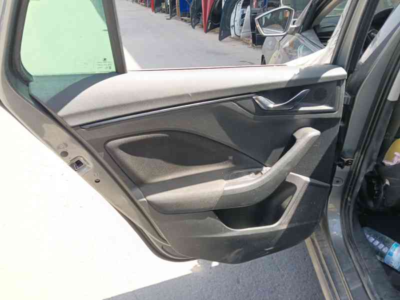 Recambio de guarnecido puerta trasera izquierda para skoda kamiq (nw4) 1.0 tsi referencia OEM IAM   