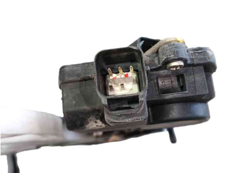 Recambio de cerradura puerta trasera izquierda para kia sportage ii (je_, km_) 2.0 crdi referencia OEM IAM 814111F010  