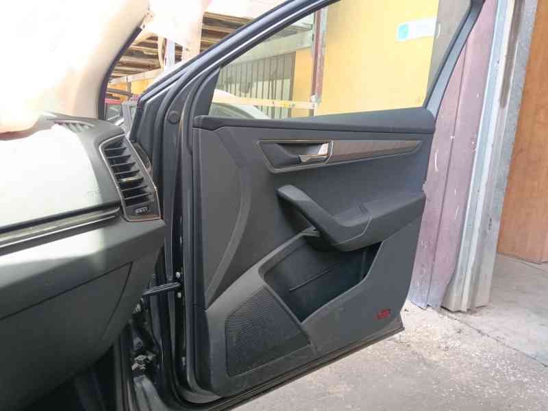 Recambio de guarnecido puerta delantera derecha para skoda karoq (nu7, nd7) 1.5 tsi referencia OEM IAM   