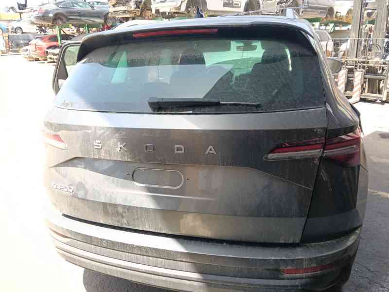 Recambio de porton trasero para skoda karoq (nu7, nd7) 1.5 tsi referencia OEM IAM 57A827023A  