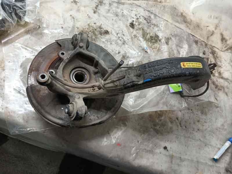 Recambio de mangueta trasera izquierda para bmw x3 (e83) 2.0 d referencia OEM IAM   