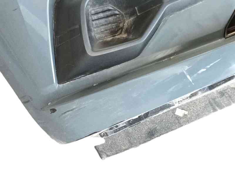 Recambio de paragolpes delantero para dacia sandero iii 1.0 tce 90 referencia OEM IAM   