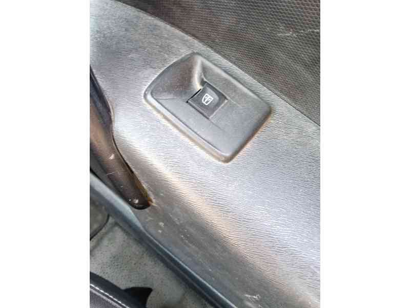 Recambio de mando elevalunas delantero derecho para renault kangoo / grand kangoo ii (kw0/1_) 1.5 dci 90 (kw05, kw08, kw0g, kw11