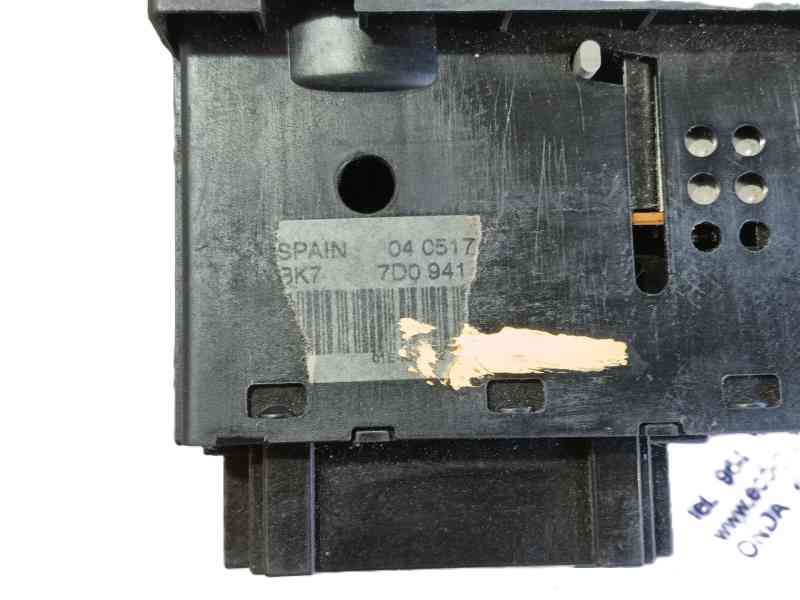 Recambio de mando luces para volkswagen transporter t4 caja/chasis (70e, 70l, 70m, 7de, 7dl, 7dm) 2.5 tdi referencia OEM IAM   