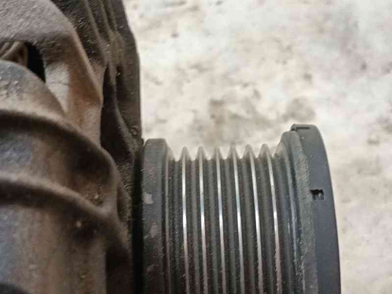 Recambio de alternador para opel vivaro a autobús (x83) 2.0 cdti (f7, j7, a07) referencia OEM IAM 1689802080 / 93169475  