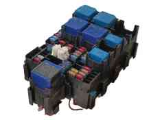 Recambio de caja fusibles delantera para dacia sandero iii 1.0 tce 90 referencia OEM IAM   