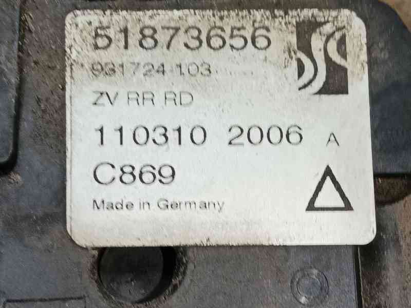 Recambio de cerradura puerta trasera derecha para fiat grande punto (199_) 1.3 d multijet referencia OEM IAM 0000052061792  