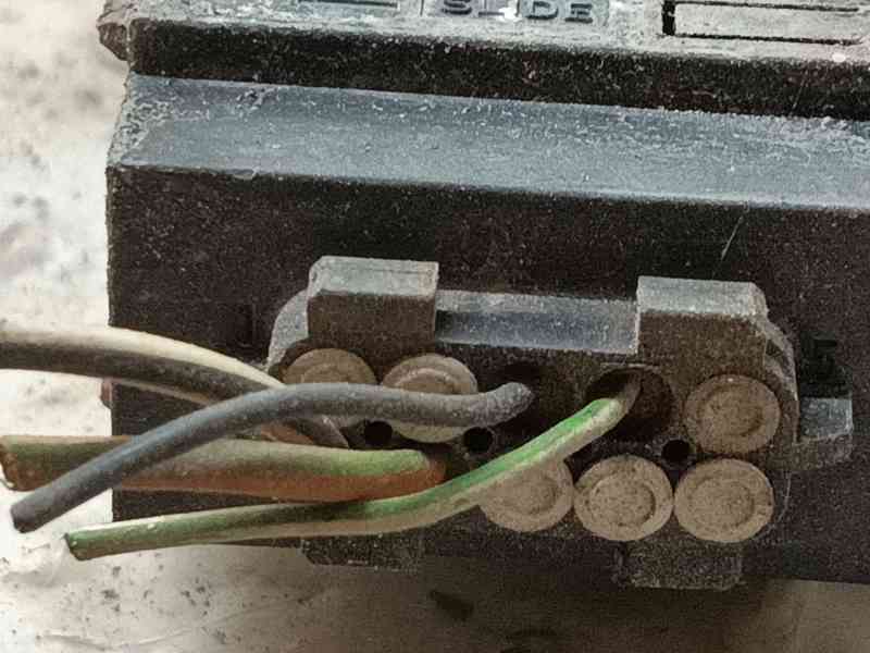 Recambio de cerradura puerta trasera izquierda para fiat grande punto (199_) 1.3 d multijet referencia OEM IAM 51873658 93172310