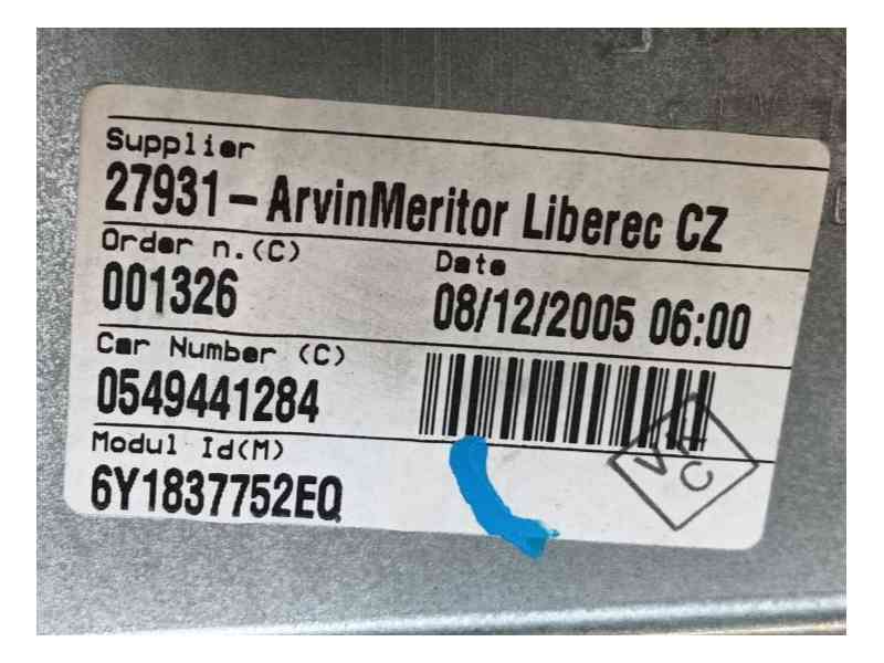 Recambio de puerta delantera derecha para skoda fabia i (6y2) 1.9 sdi referencia OEM IAM 6Y0831056  
