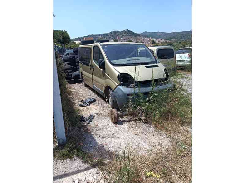 opel vivaro a autobús (x83) del año 2004