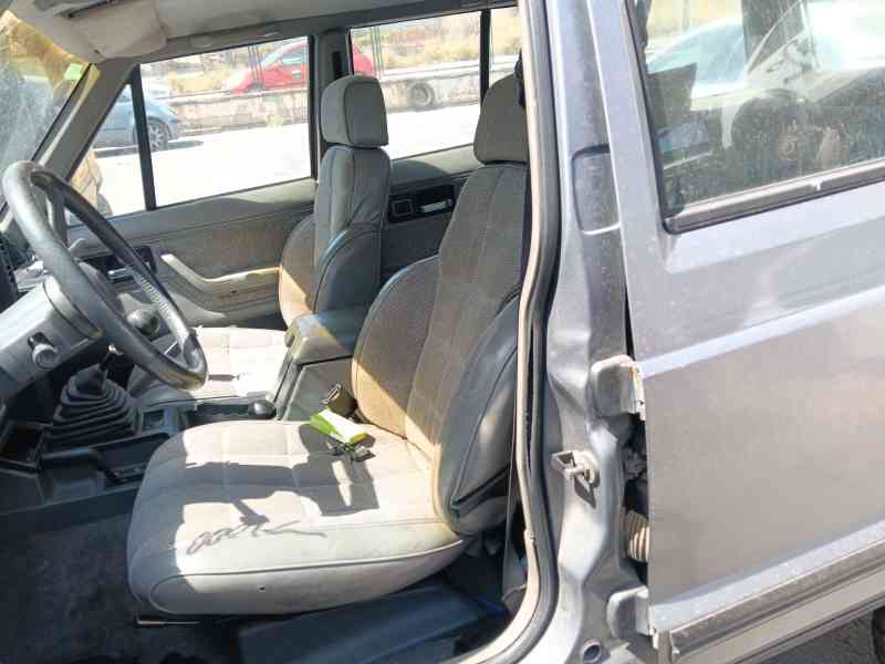 Recambio de asiento delantero izquierdo para jeep cherokee (xj) 2.1 td referencia OEM IAM   
