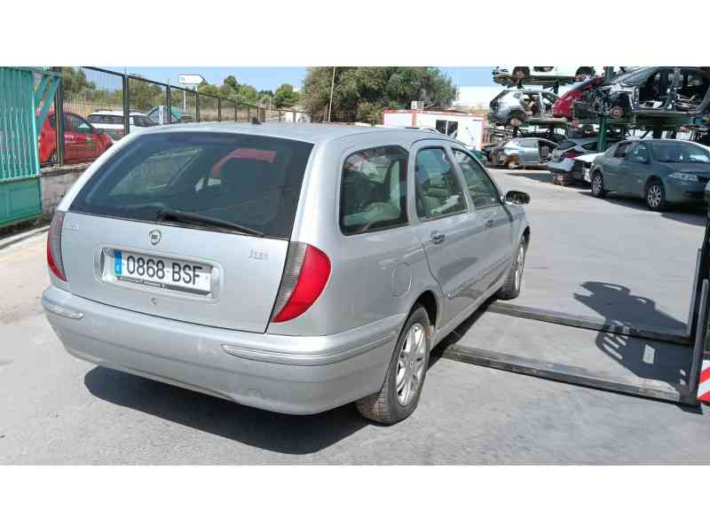 lancia lybra sw (839_) del año 2002