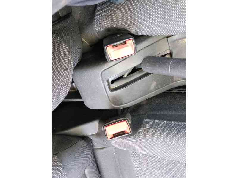 Recambio de enganche cinturon delantero derecho para citroën c4 cactus 1.6 bluehdi 100 referencia OEM IAM   
