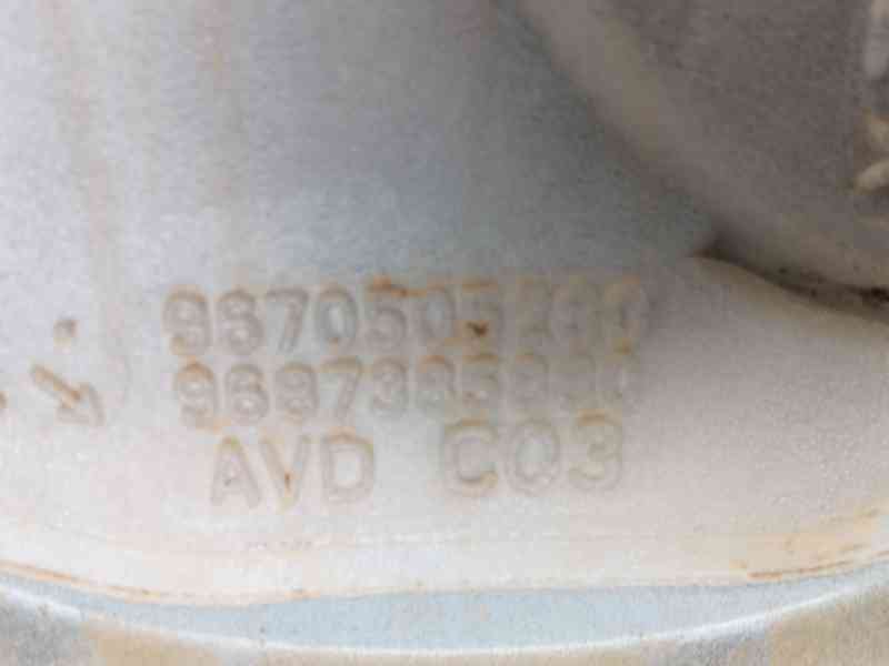 Recambio de puerta delantera derecha para citroën c4 ii (nc_) 1.2 thp 110 referencia OEM IAM 9004CY  