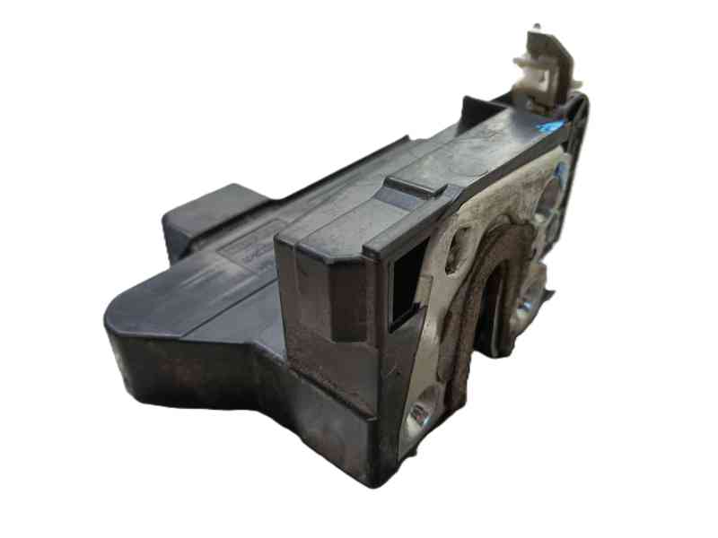 Recambio de cerradura puerta trasera derecha para dacia sandero iii 1.0 tce 90 referencia OEM IAM 825020994R C1A250324 