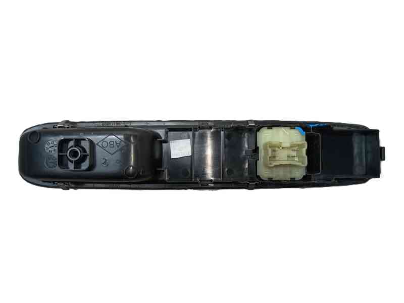 Recambio de mando elevalunas delantero izquierdo para dacia sandero iii 1.0 tce 90 referencia OEM IAM   