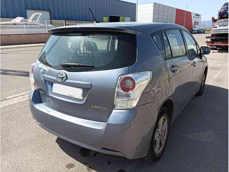 toyota verso (_r2_) del año 2009