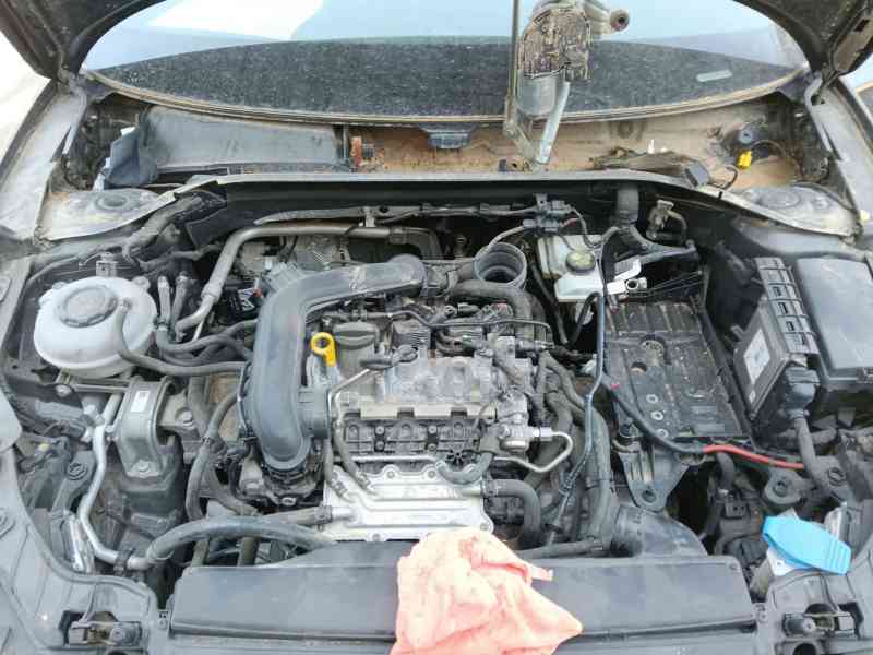 Recambio de despiece motor para audi a3 sportback (8va, 8vf) 30 tfsi referencia OEM IAM   