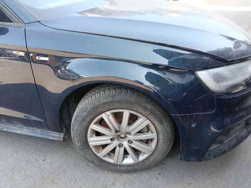 Recambio de aleta delantera derecha para audi a3 sportback (8va, 8vf) 30 tfsi referencia OEM IAM 8V0821106L  