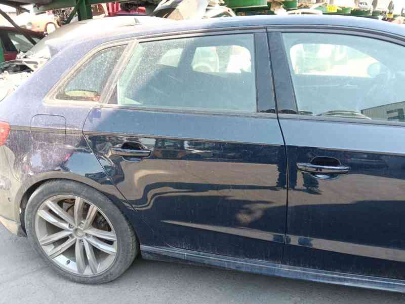 Recambio de puerta trasera derecha para audi a3 sportback (8va, 8vf) 30 tfsi referencia OEM IAM 8V4833052E  
