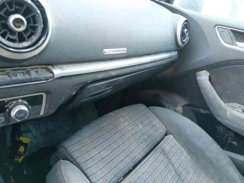 Recambio de guantera para audi a3 sportback (8va, 8vf) 30 tfsi referencia OEM IAM 8V18571246PS  