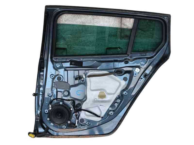 Recambio de puerta trasera derecha para renault megane iv sport tourer (k9a/m/n_) 1.3 tce 140 (k9nb) referencia OEM IAM 82100631