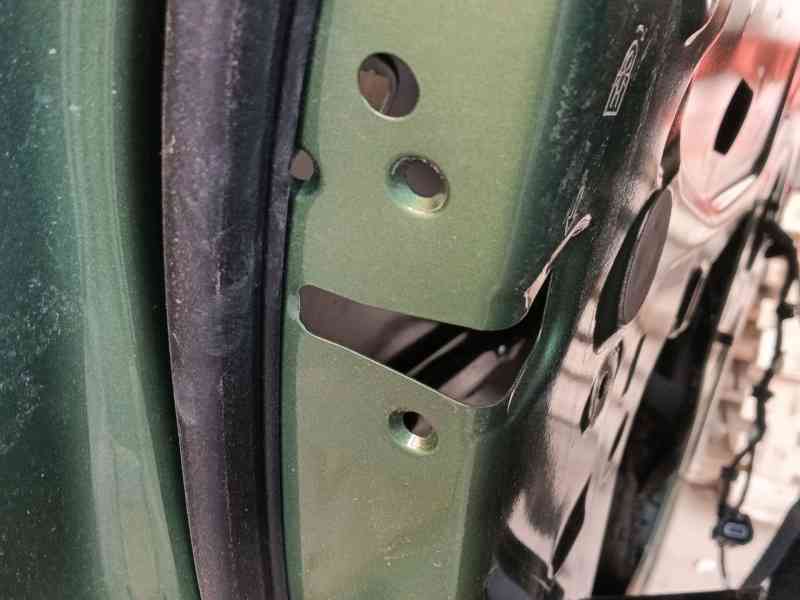 Recambio de puerta trasera izquierda para ford kuga iii (dfk) 2.5 duratec plug-in-hybrid referencia OEM IAM   