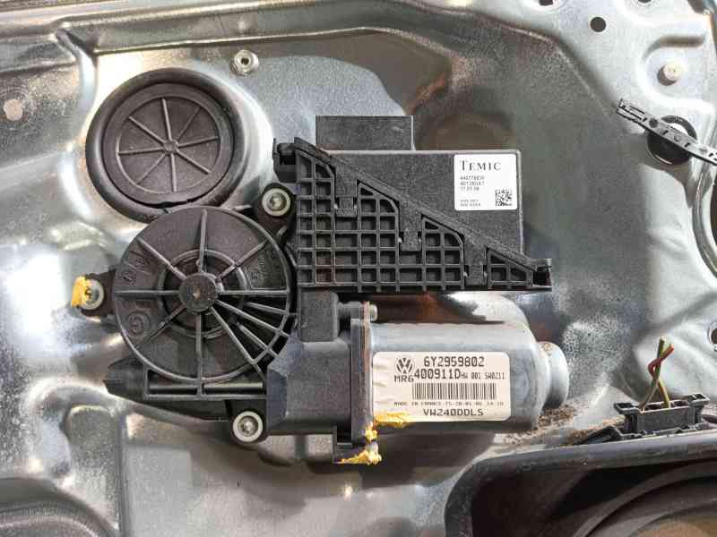 Recambio de elevalunas delantero izquierdo para volkswagen polo iv (9n_, 9a_) 1.4 16v referencia OEM IAM 6Q3837461F  