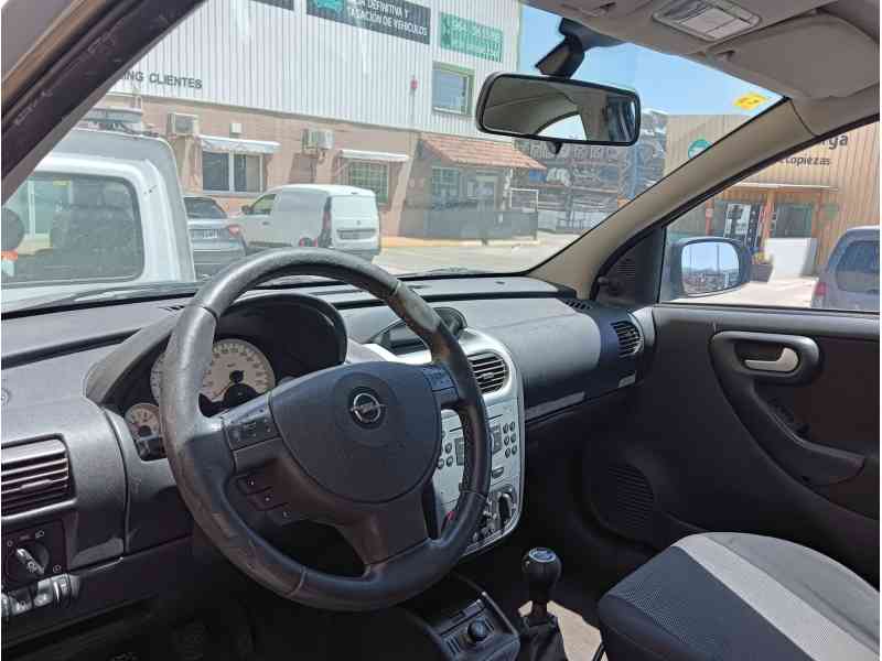 opel corsa c (x01) del año 2007