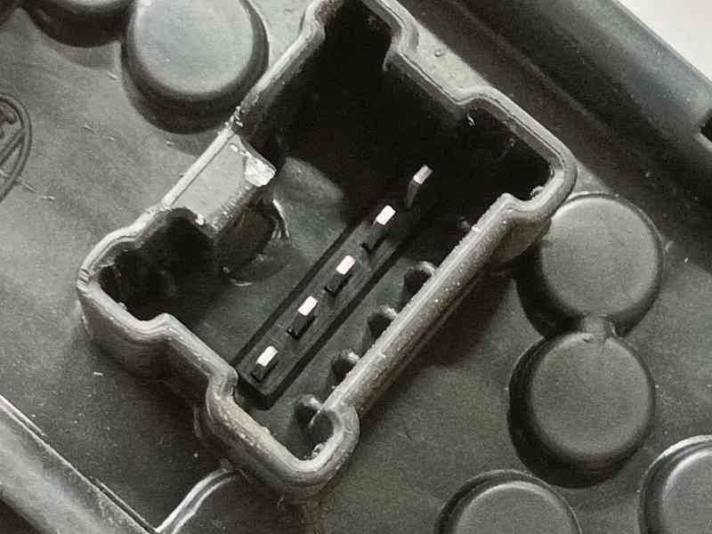 Recambio de piloto trasero izquierdo para nissan almera ii hatchback (n16) 2.2 dci referencia OEM IAM   