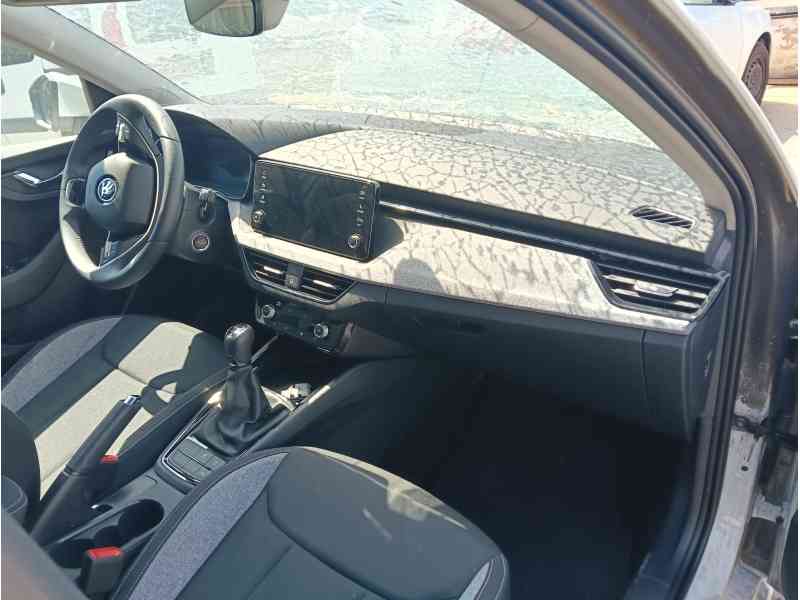 skoda scala (nw1) del año 2024