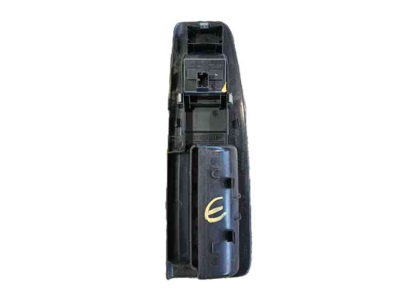 Recambio de mando elevalunas delantero izquierdo para volkswagen polo iv (9n_, 9a_) 1.4 16v referencia OEM IAM   