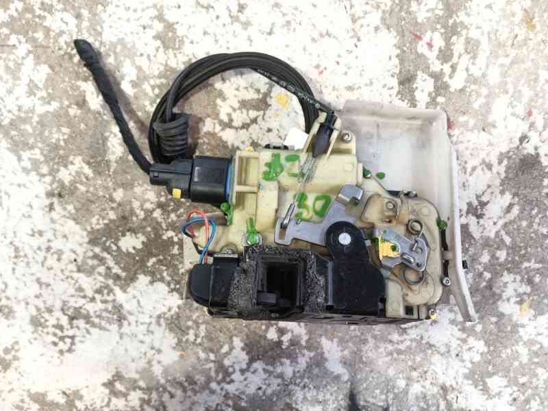 Recambio de cerradura puerta delantera derecha para volkswagen polo iv (9n_, 9a_) 1.4 16v referencia OEM IAM 7E1837016  