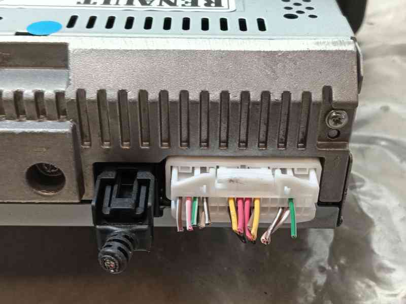 Recambio de sistema audio / radio cd para dacia sandero iii 1.0 tce 90 referencia OEM IAM   