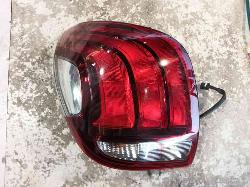 Recambio de piloto trasero izquierdo para peugeot 108 1.0 vti 72 referencia OEM IAM B001031780  