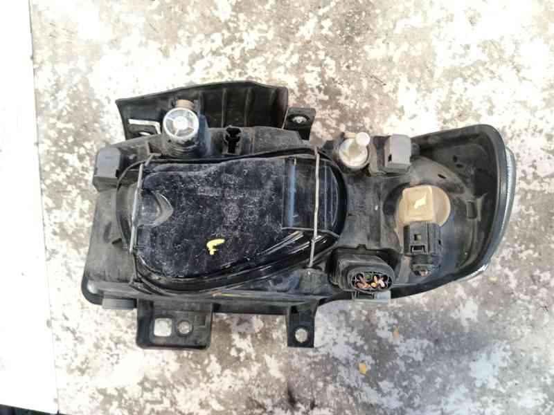 Recambio de faro derecho para seat ibiza ii (6k1) 1.4 i referencia OEM IAM   