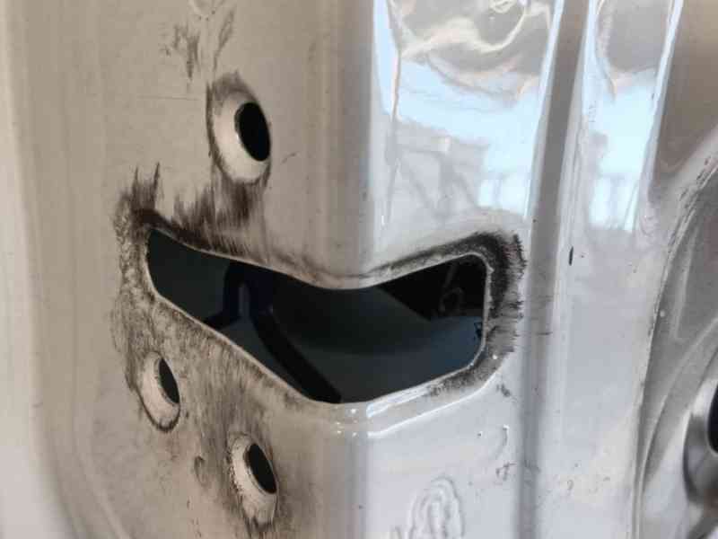 Recambio de puerta trasera izquierda para peugeot 108 1.0 vti 72 referencia OEM IAM 1687144980  