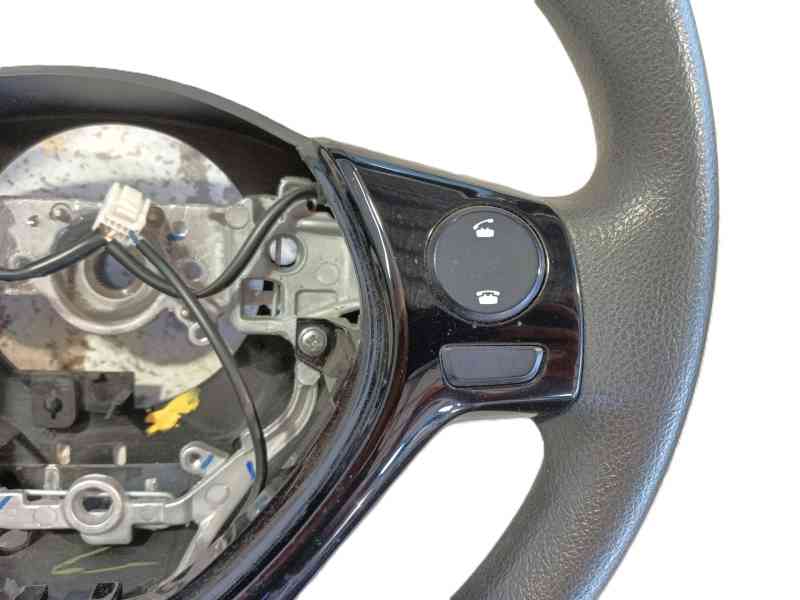 Recambio de volante para peugeot 108 1.0 vti 72 referencia OEM IAM   