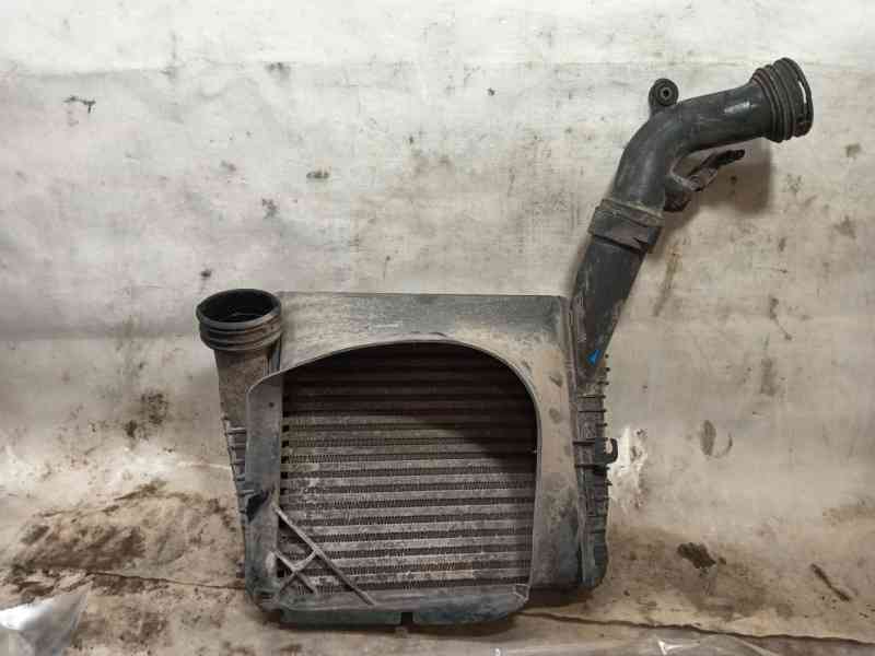 Recambio de intercooler para volkswagen touareg (7la, 7l6, 7l7) 5.0 v10 tdi referencia OEM IAM 7P6145804F 7L0145804A 7P6145804C