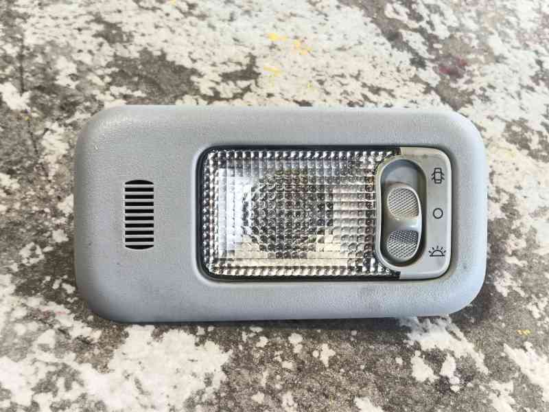 Recambio de luz interior delantera central para peugeot 108 1.0 vti 72 referencia OEM IAM 6362P3  